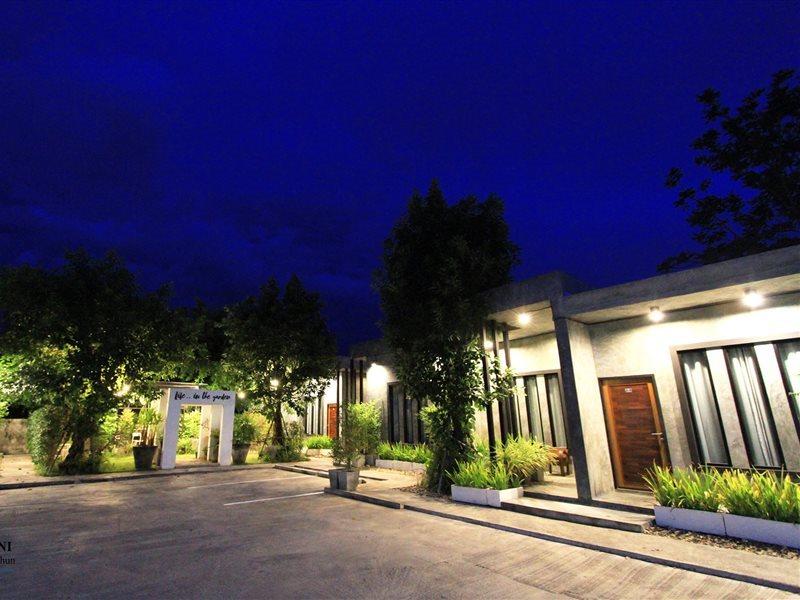 Thai Thani Loft & Life Lamphun Exteriör bild