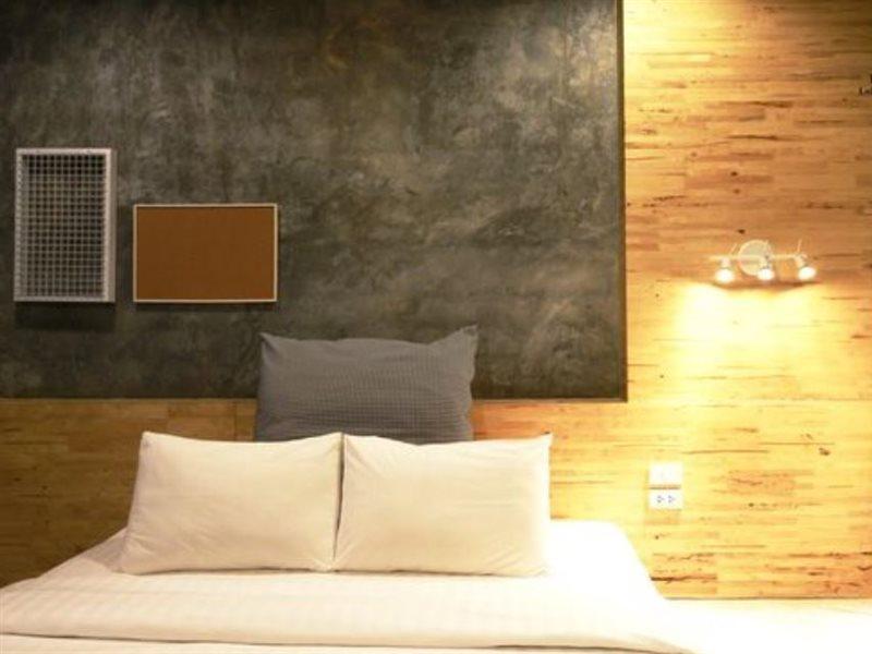 Thai Thani Loft & Life Lamphun Exteriör bild